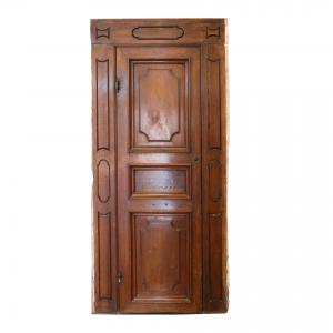 Antica porta in legno. Epoca Luigi XIV.